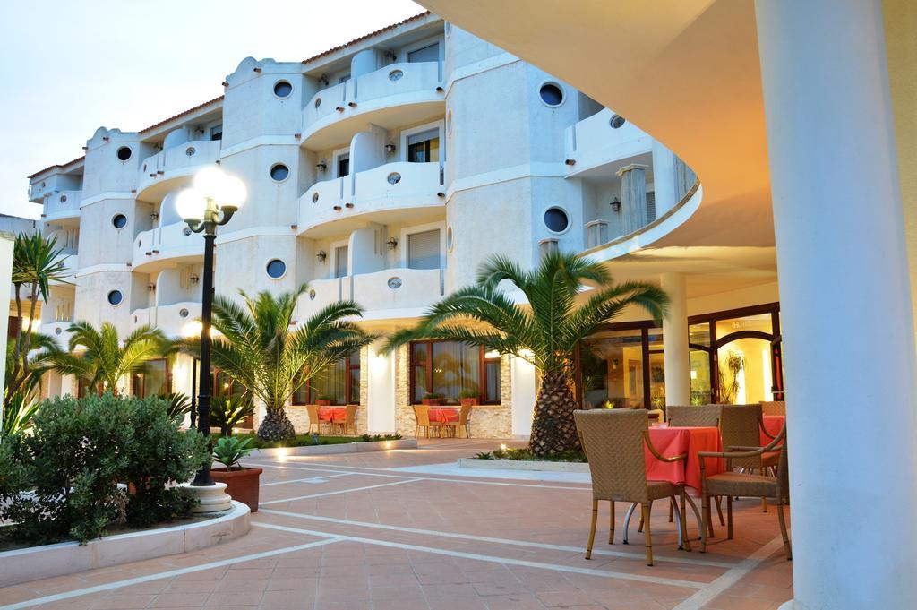 Hotel Residence Il Gabbiano ชิโรมารีนา ภายนอก รูปภาพ