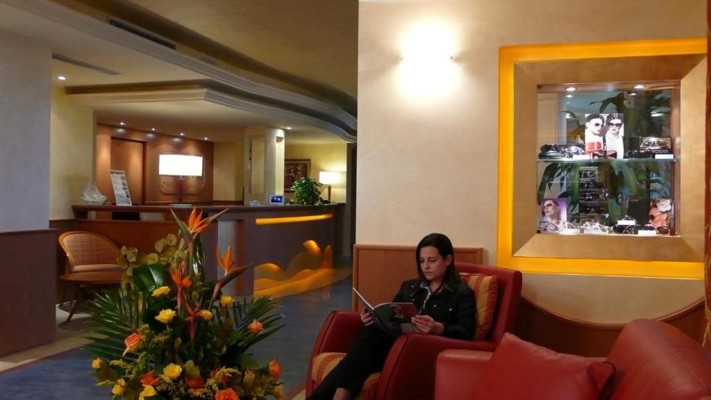 Hotel Residence Il Gabbiano ชิโรมารีนา ภายนอก รูปภาพ